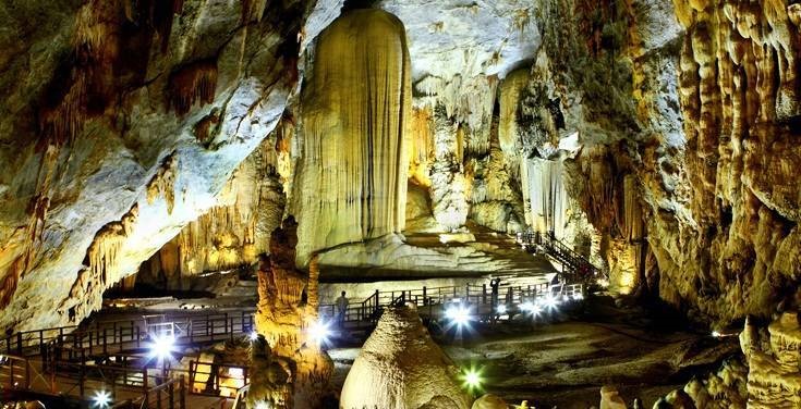 MT01 : HÀ NỘI - VIẾNG MỘ ĐẠI TƯỚNG VNG - NHẬT LỆ -PHONG NHA - HÀ NỘI   