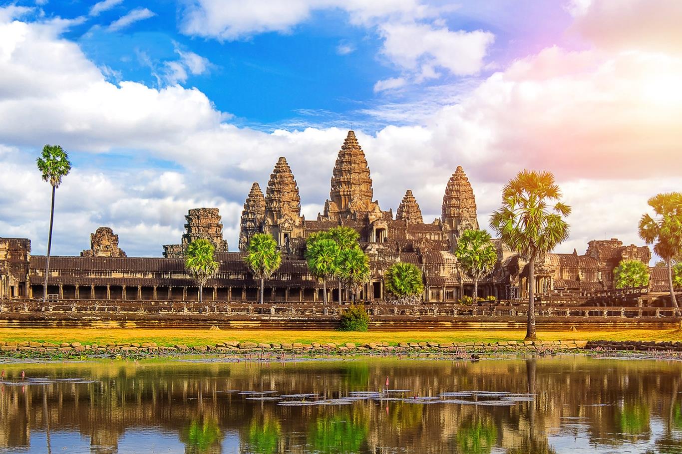 CA01 HÀ NỘI – SIEMREAPN – ANGKOR HUYỀN BÍ - PHNOMPENH - SÀI GÒN   